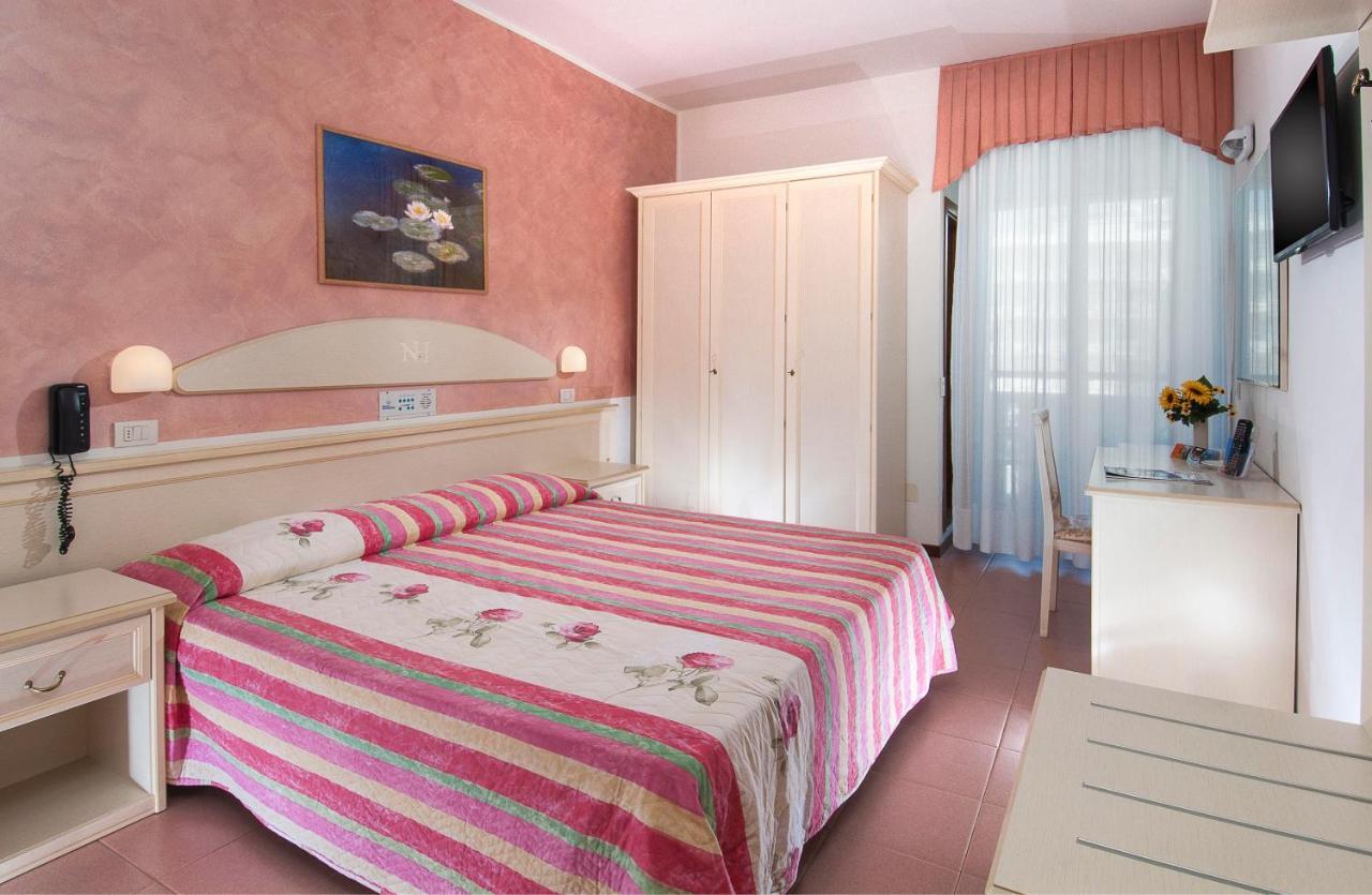 Hotel Napoleon Gabicce Mare Extérieur photo