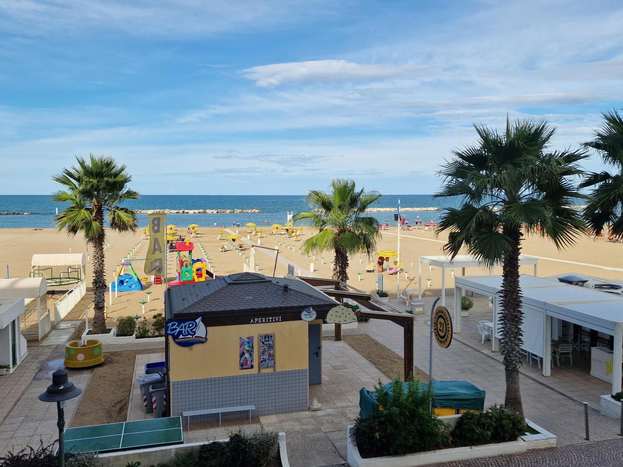 Hotel Napoleon Gabicce Mare Extérieur photo