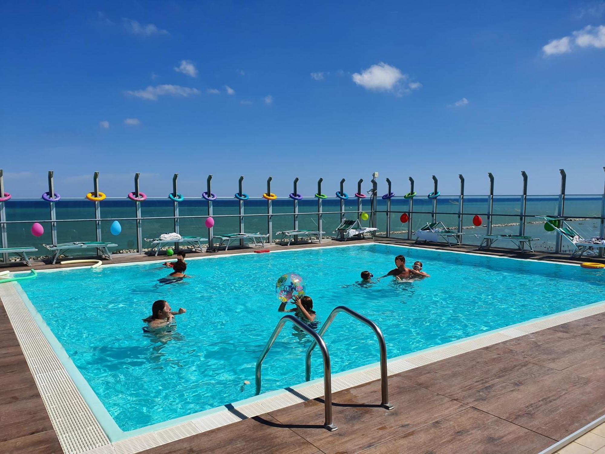 Hotel Napoleon Gabicce Mare Extérieur photo
