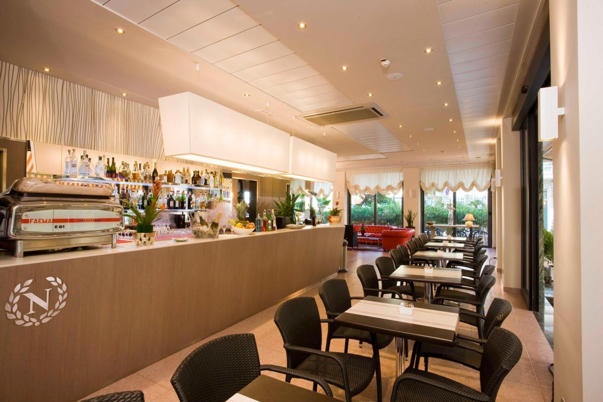 Hotel Napoleon Gabicce Mare Extérieur photo